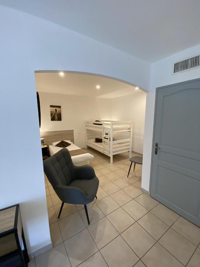 Logis Hotel L'Oliveraie Коньяк Екстер'єр фото
