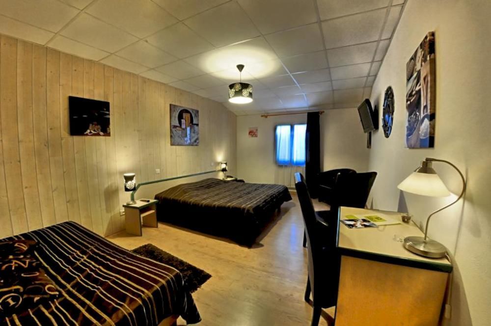 Logis Hotel L'Oliveraie Коньяк Екстер'єр фото